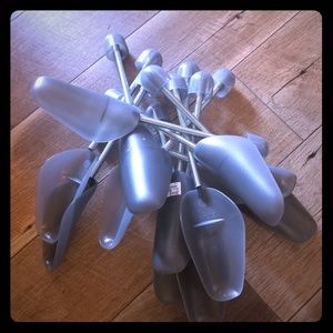 Shoe trees